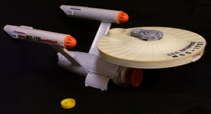 Die Cast USS Enterprise by Dinky Toys of England, 1975 Die Cast USS Enterprise by Dinky Toys of England, 1975